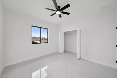 1810 NE 6th Pl, Cape Coral, FL 33909 - Photo 21