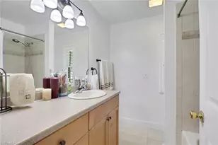 5 SE 20th Pl, Cape Coral, FL 33990 - Photo 25