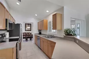 5 SE 20th Pl, Cape Coral, FL 33990 - Photo 9