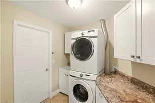 4605 SW 10th Ave, Cape Coral, FL 33914 - Photo 25