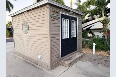 10212 Yellowtop Trl, Fort Myers, FL 33905 - Photo 7