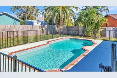 209 SW 10th Ter, Cape Coral, FL 33991 - Photo 21