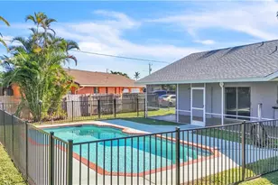 209 SW 10th Terrace, Cape Coral, FL 33991 - Photo 23