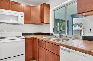 209 SW 10th Terrace, Cape Coral, FL 33991 - Photo 3