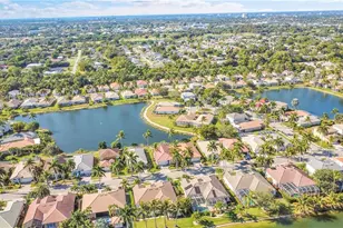 14052 Clear Water Ln, Fort Myers, FL 33907 - Photo 29