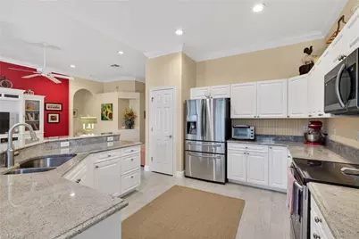 8906 Dartmoor Way, Fort Myers, FL 33908 - Photo 13