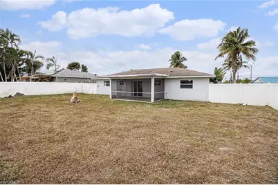 2329 Academy Blvd, Cape Coral, FL 33990 - Photo 21