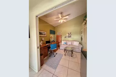 2501 McGregor Park Cir, Fort Myers, FL 33908 - Photo 7