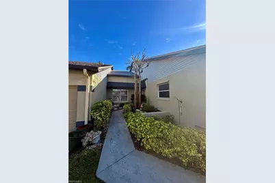 2501 McGregor Park Cir, Fort Myers, FL 33908 - Photo 3
