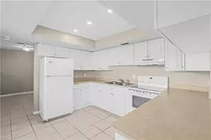 2927 SE 15th Pl, Cape Coral, FL 33904 - Photo 15