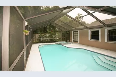 1525 Covington Cir E, Fort Myers, FL 33919 - Photo 31