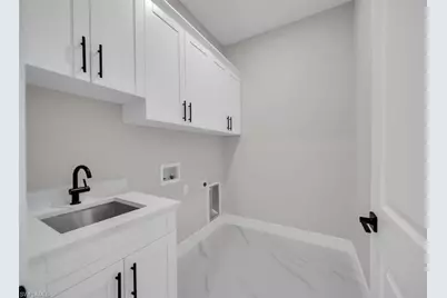 3402 15th St SW, Lehigh Acres, FL 33976 - Photo 11