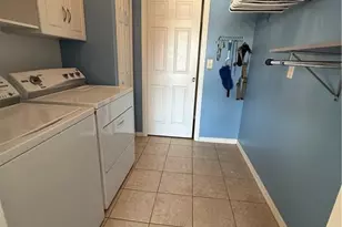 4409 Jacaranda Pkwy W, Cape Coral, FL 33993 - Photo 11