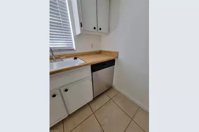 7035 Cedarhurst Dr #12C, Fort Myers, FL 33919 - Photo 9