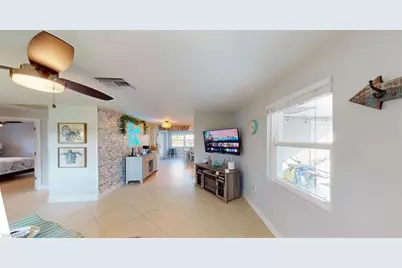 560 E Valley Dr, Bonita Springs, FL 34134 - Photo 15