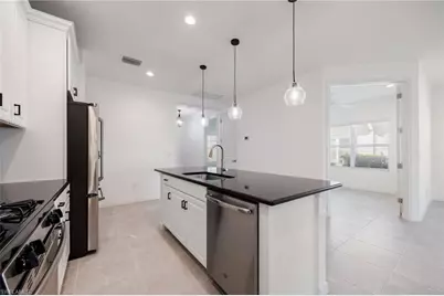 11704 Solano Dr, Fort Myers, FL 33966 - Photo 9