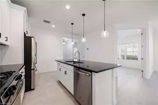 11704 Solano Dr, Fort Myers, FL 33966 - Photo 9