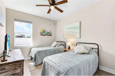 1814 SW 16th Ter, Cape Coral, FL 33991 - Photo 27