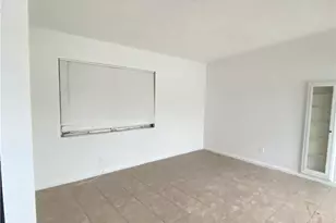 15 Vineyard St, Lehigh Acres, FL 33936 - Photo 5