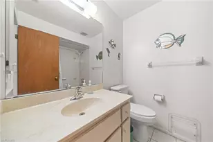 1004 SE 8th St, Cape Coral, FL 33990 - Photo 9