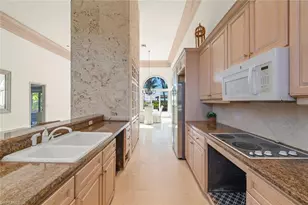 16632 Captiva Dr, Captiva, FL 33924 - Photo 17