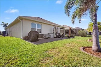 2613 Manzilla Ln, Cape Coral, FL 33909 - Photo 25