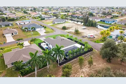 927 SW 25th St, Cape Coral, FL 33914 - Photo 47