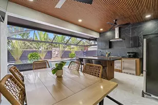 927 SW 25th St, Cape Coral, FL 33914 - Photo 17