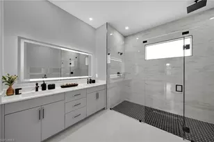 1002 Kanuga St E, Lehigh Acres, FL 33974 - Photo 25