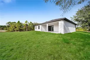 1002 Kanuga St E, Lehigh Acres, FL 33974 - Photo 43