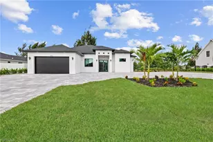 446 SW 19th Ave, Cape Coral, FL 33991 - Photo 5