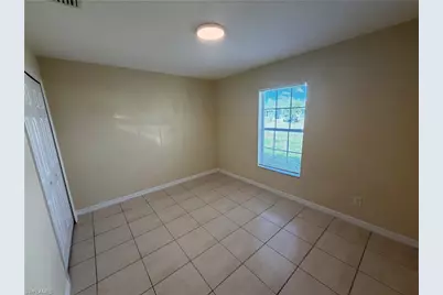 4543 26th St SW, Lehigh Acres, FL 33973 - Photo 9