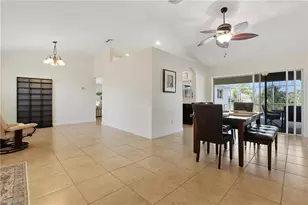 425 NE 19th Terrace, Cape Coral, FL 33909 - Photo 17