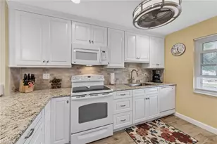1830 Brantley Rd, Fort Myers, FL 33907 - Photo 11