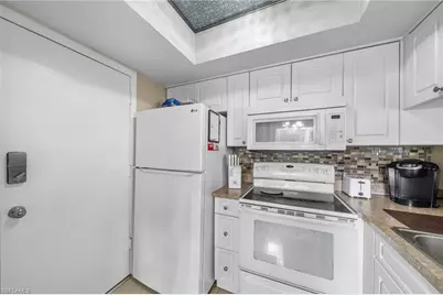 3361 New South Province Blvd #2, Fort Myers, FL 33907 - Photo 7