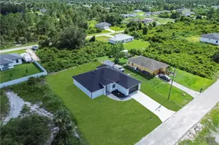 3105 63rd St W, Lehigh Acres, FL 33971 - Photo 31