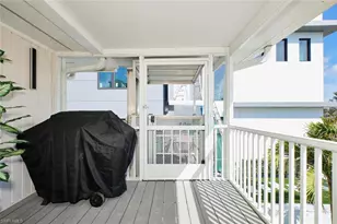 789 San Carlos Dr, Fort Myers Beach, FL 33931 - Photo 3