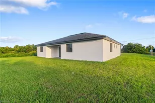 713 Camilla St E, Lehigh Acres, FL 33974 - Photo 43