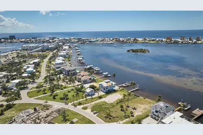 950 San Carlos Dr, Fort Myers Beach, FL 33931 - Photo 43