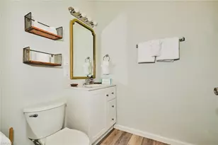 950 San Carlos Dr, Fort Myers Beach, FL 33931 - Photo 9