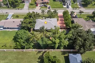 140 SE 8th St, Cape Coral, FL 33990 - Photo 37