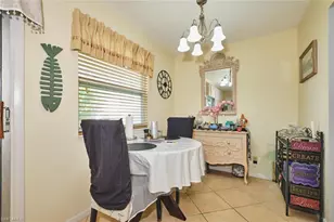 5832 Vancouver Cir, Fort Myers, FL 33907 - Photo 5