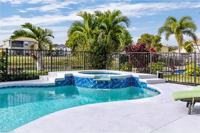 2006 Willow Branch Dr, Cape Coral, FL 33991 - Photo 37