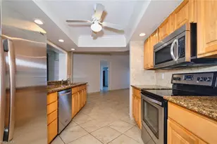 2614 SE 12th Pl, Cape Coral, FL 33904 - Photo 7