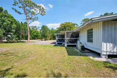 2212 River Pine Dr, Fort Myers, FL 33905 - Photo 37