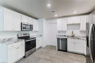 2405 Maple Ave, Fort Myers, FL 33901 - Photo 17