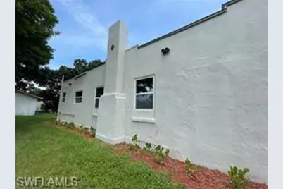 466 Wilma Ave, Fort Myers, FL 33905 - Photo 3