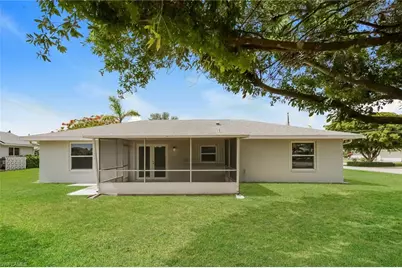 2016 SE 9th Ter, Cape Coral, FL 33990 - Photo 15