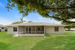 2016 SE 9th Terrace, Cape Coral, FL 33990 - Photo 15