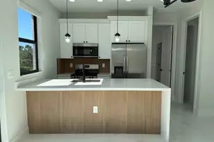 640 Central St E, Lehigh Acres, FL 33974 - Photo 7